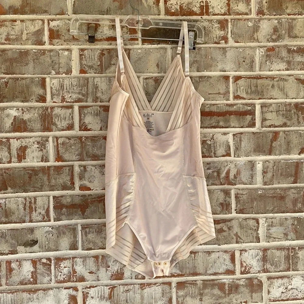 Underwear? Beige Cut Away‎ Bust Body Suit Shaper